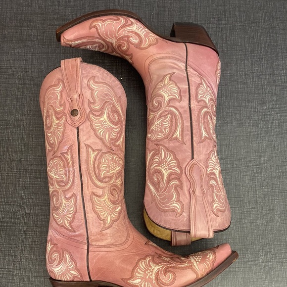 Corral Pink Floral Full Stitch, Size 8 - Picture 4 of 10